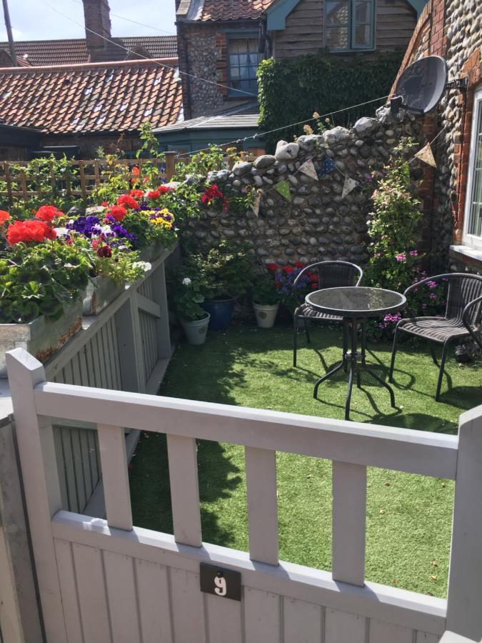 9 Melinda Cottage Cromer Exterior photo